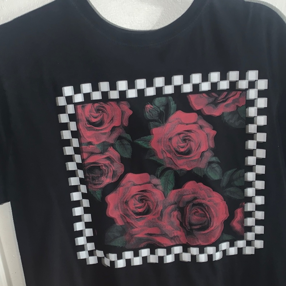 Rose Graphic Tee
